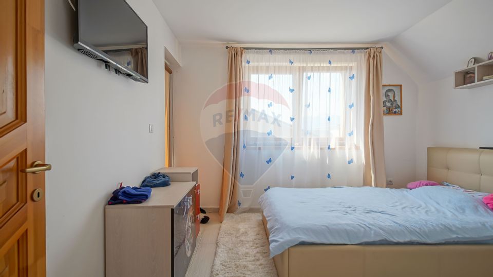 5 room House / Villa for sale