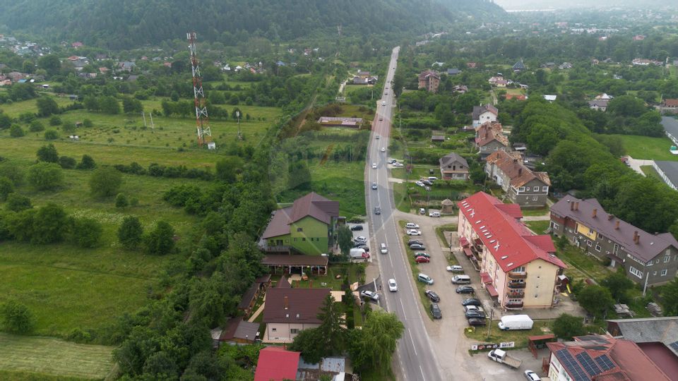 Casa spatioasa de vanzare