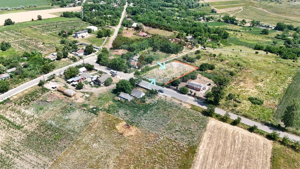 Teren  intravilan 1726mp in Soroceni  Unteni / DJ 29