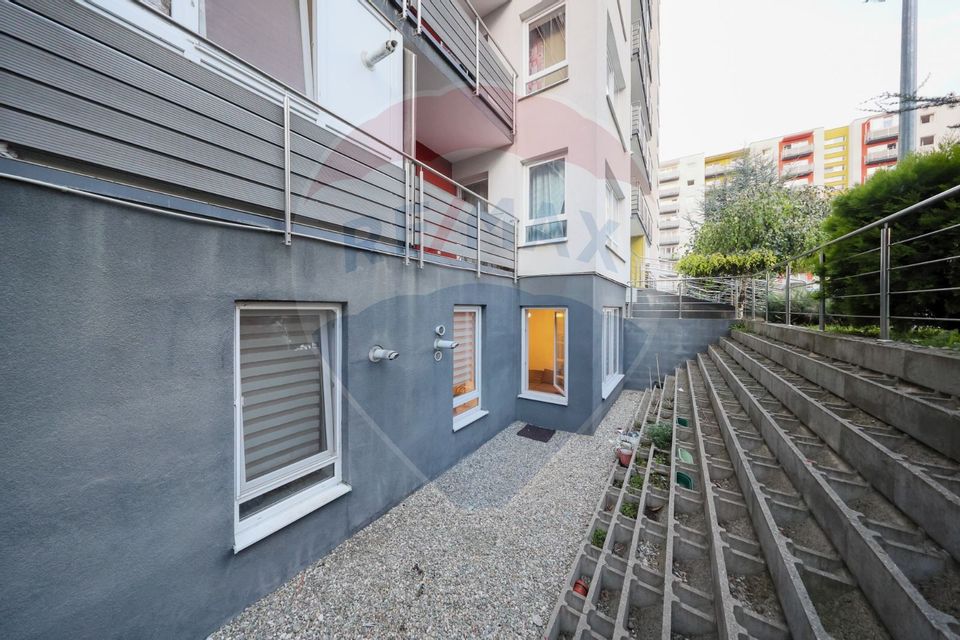 STUDIO AVANTGARDEN | 40MP | TERASA