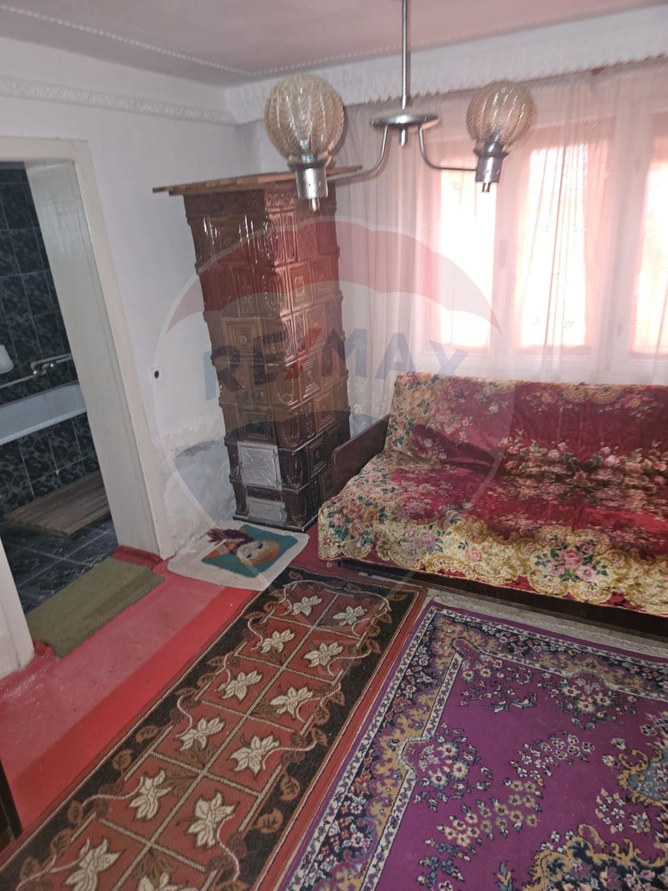 Casă  cu 5 camere de vânzare, Vișeu de Sus