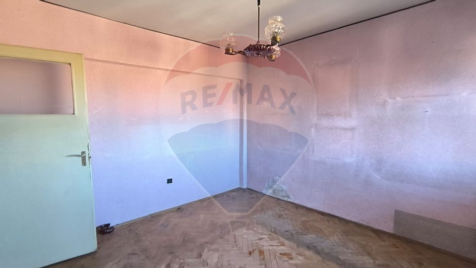 Apartament 2 camere de vanzare