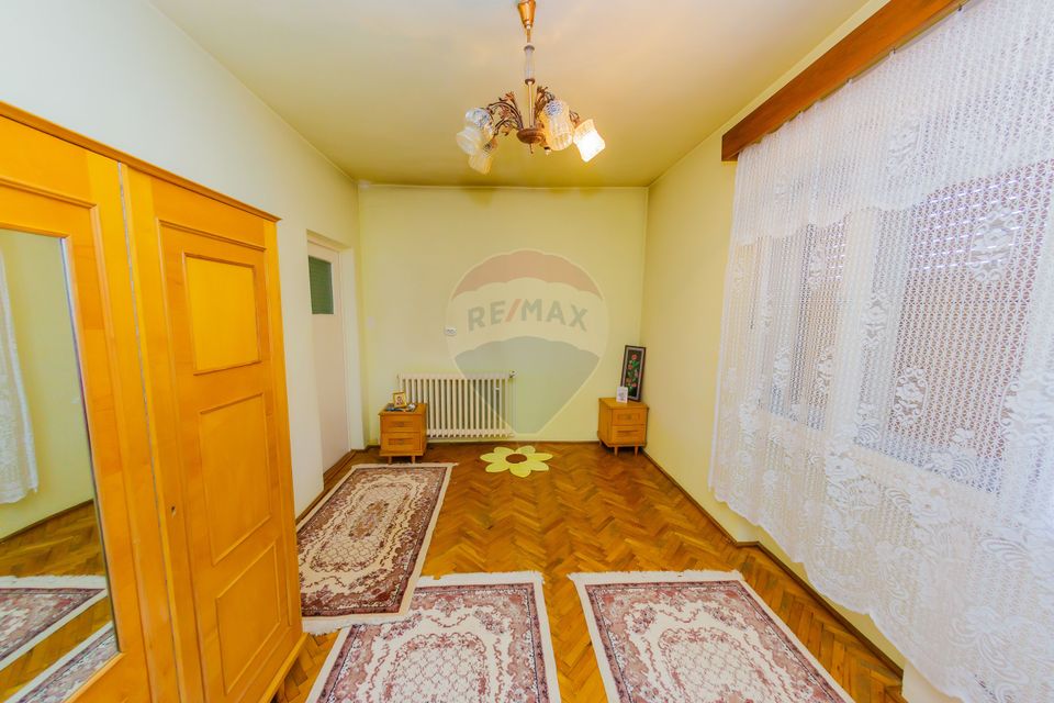 Proprietate rezidentiala de vanzare la 2 pasi de Parcul Regina Maria