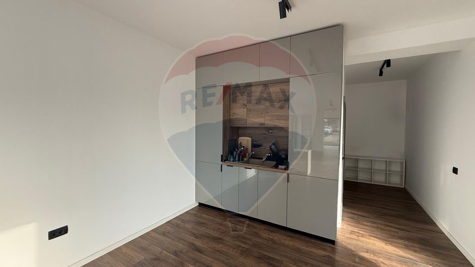 Teren vanzare plus cladire, Gruiu