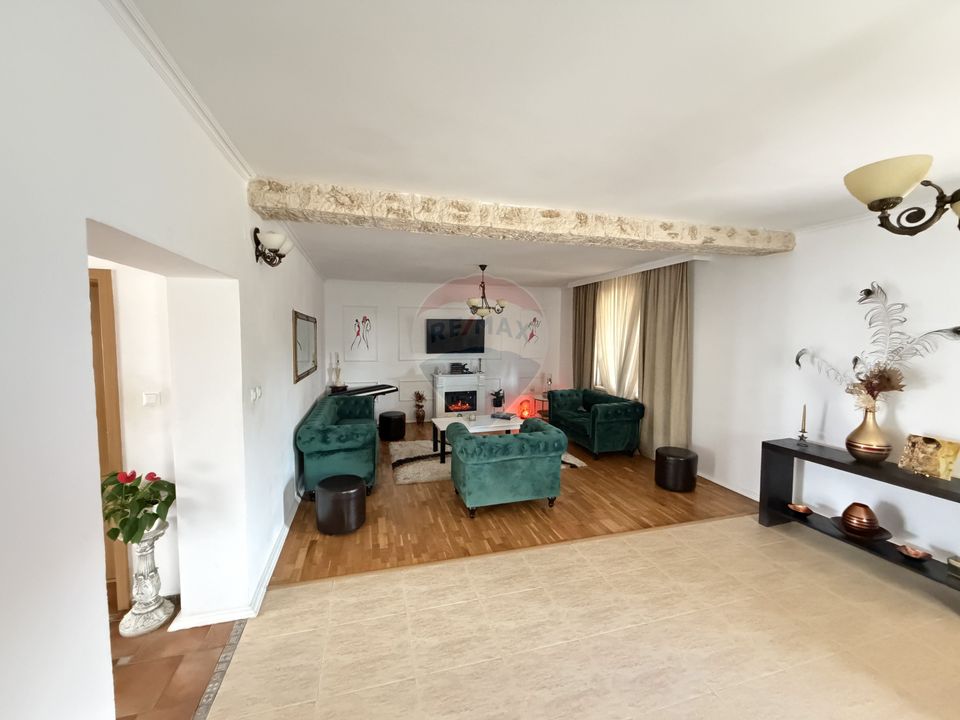 5 room House / Villa for sale