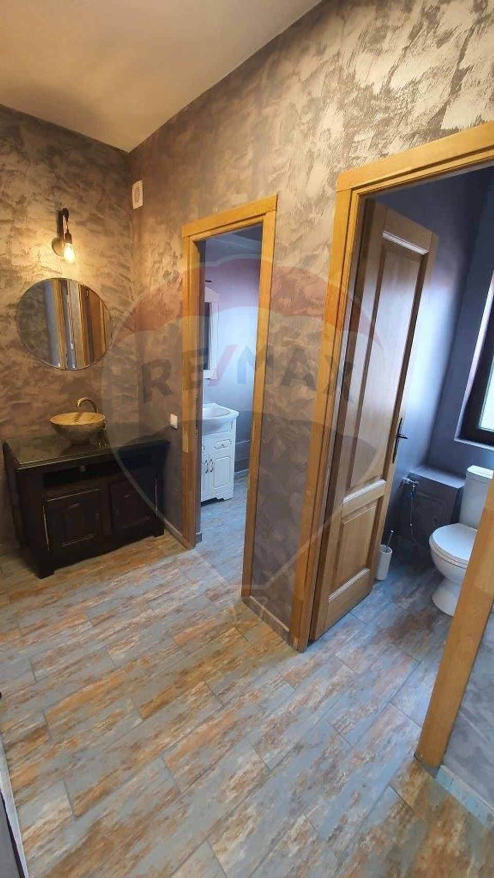 Casă / Vilă de închiriat în zona Pipera
