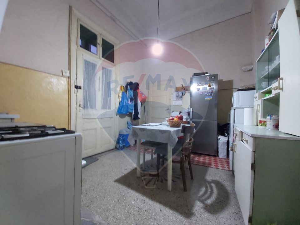 OCAZIE!!! Apartament 3 camere 187 mp Piata Catedralei
