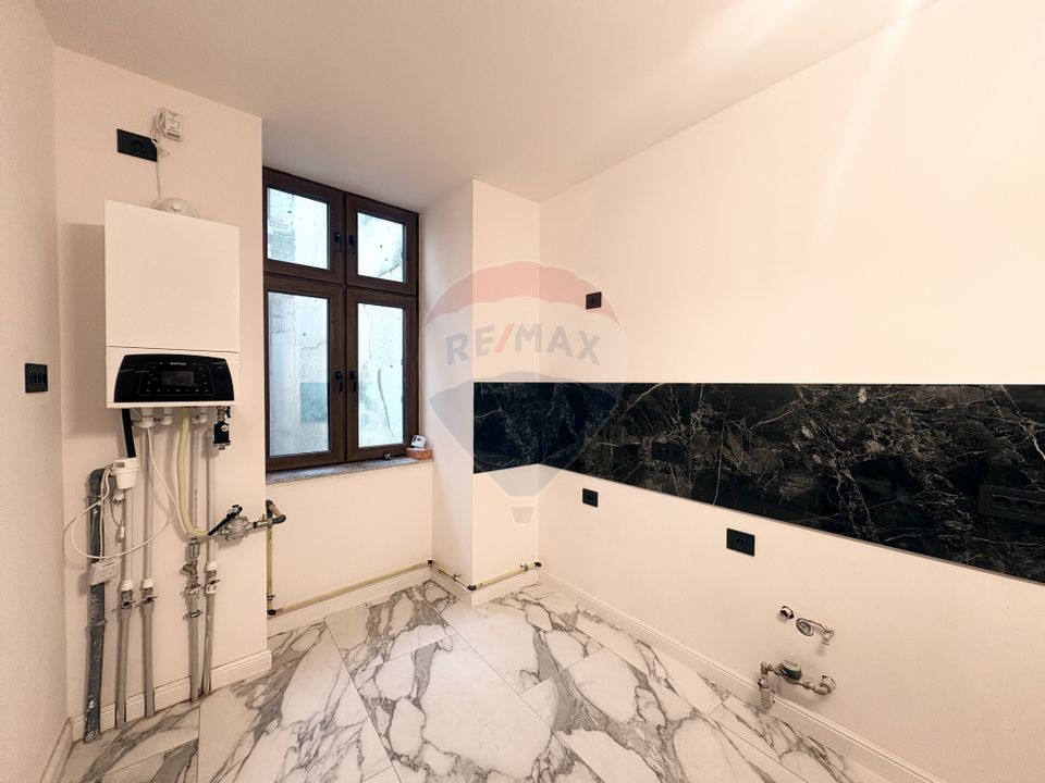 La inchiriere sp Birouri Premium 123mp Bulevardul Revolutiei etajul 1