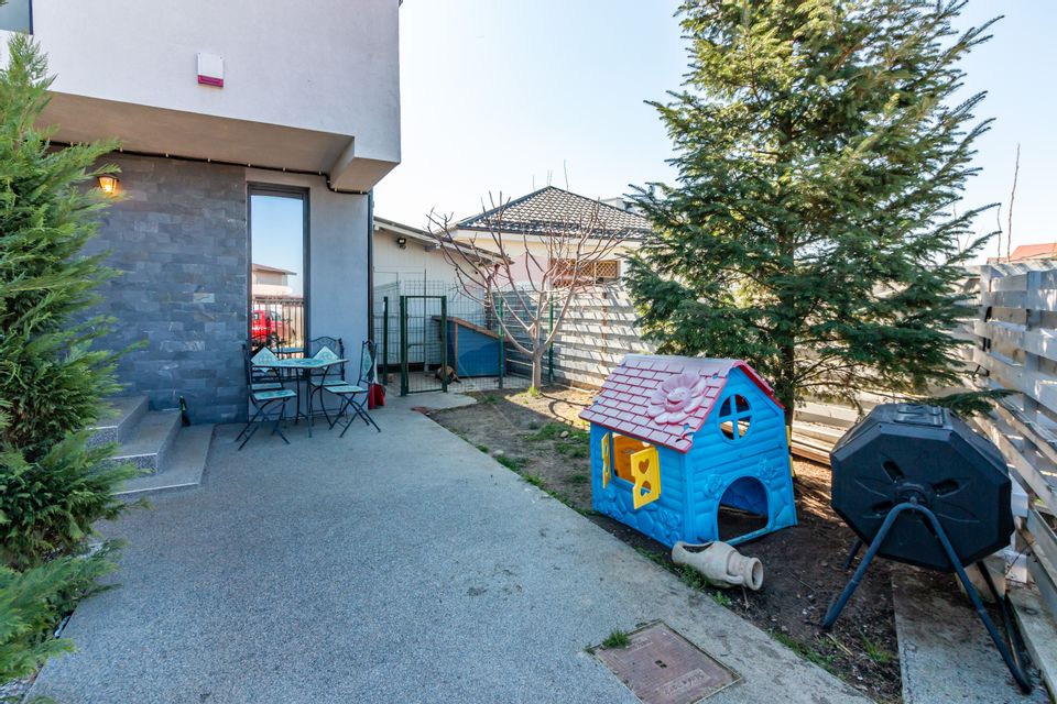 Casă / Vilă in Corbeanca, langa padure, acces facil in DN