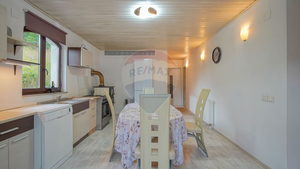 3 room House / Villa for sale, Malul Ursului area