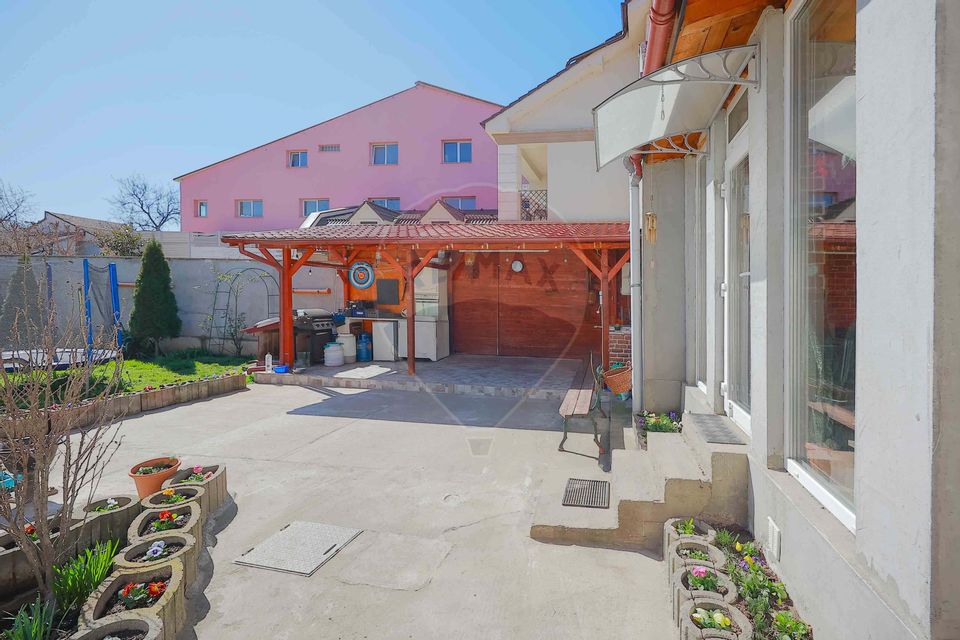 3 room House / Villa for sale, Calea Aradului area