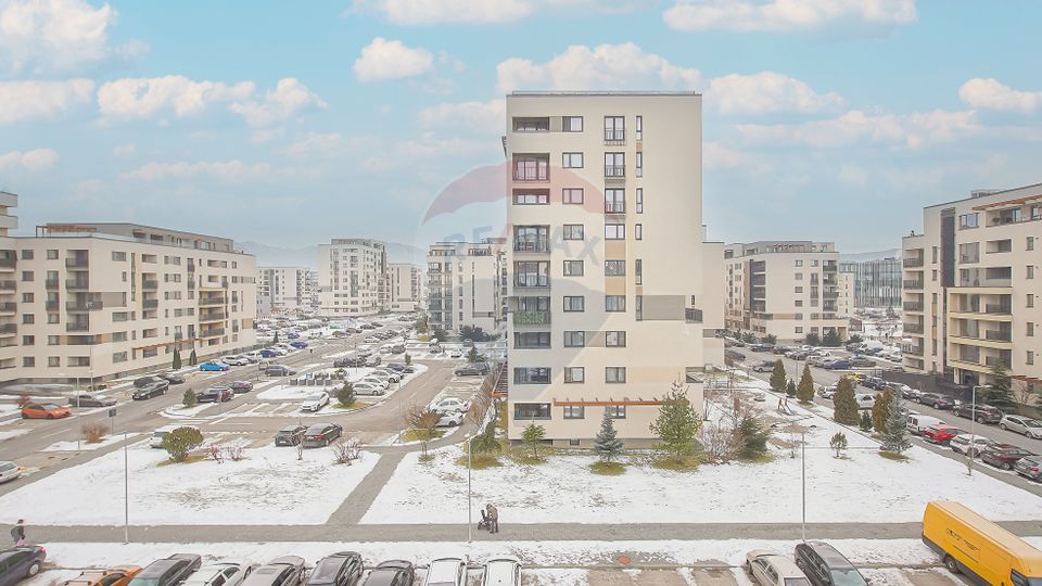 2 room Apartment for rent, Tractorul area