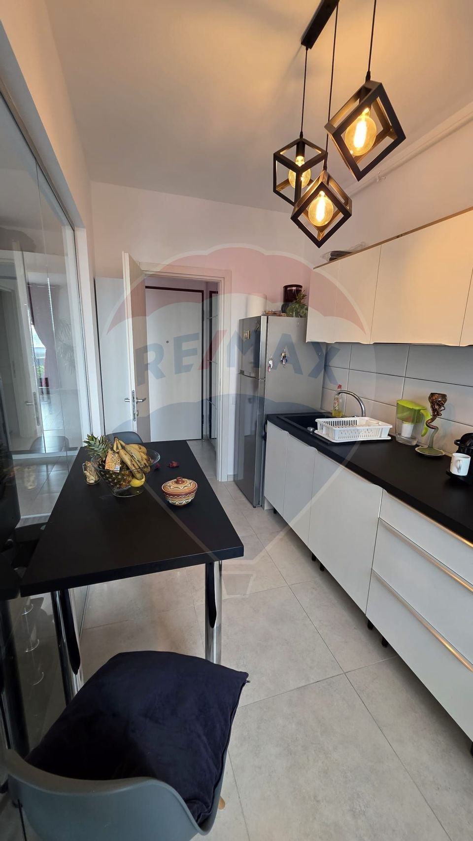 Apartament cu vedere spectaculoasa spre lac in Aqua City