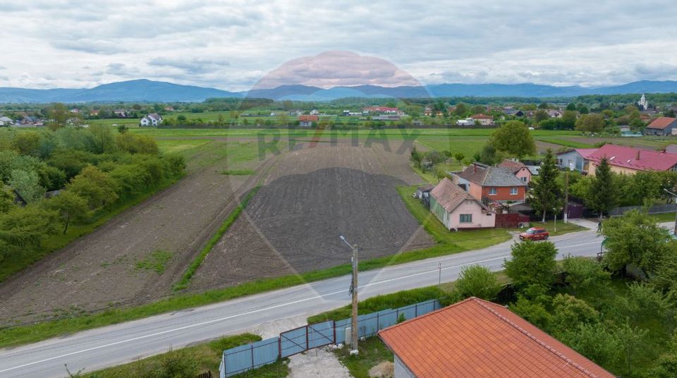 Comision 0 %! Teren intravilan, 5.700 mp, Podul Oltului!