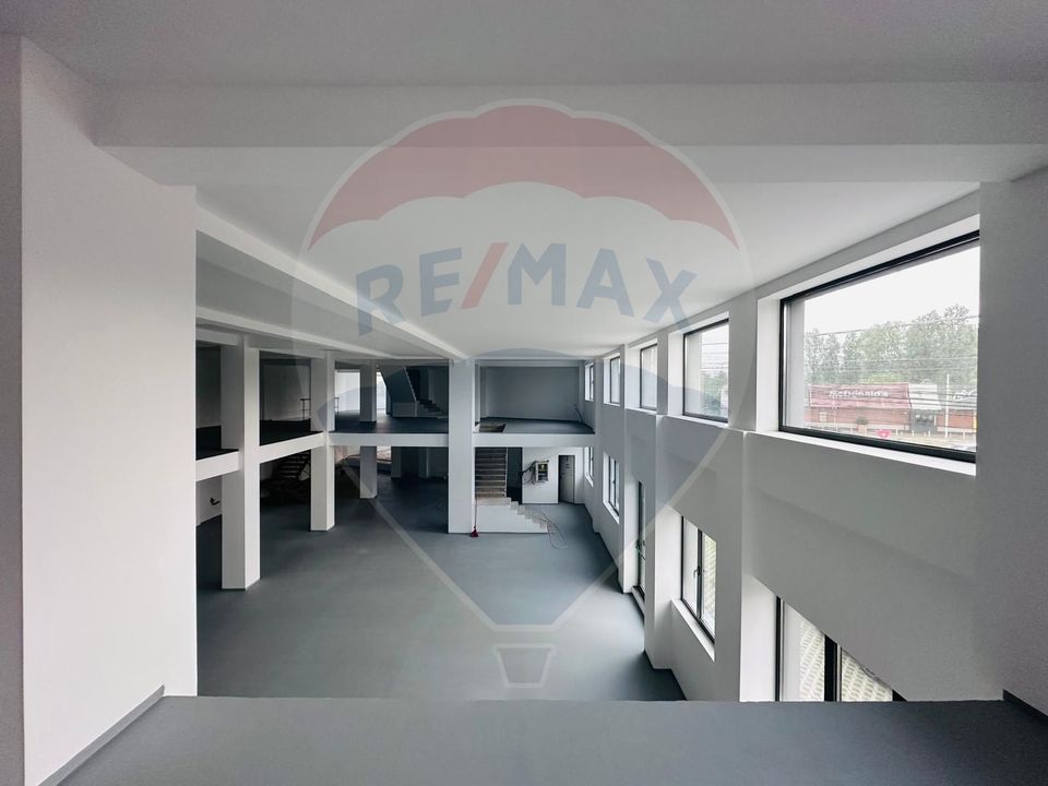 DE INCHIRIAT Spațiu comercial/showroom | 975 mp | Otopeni