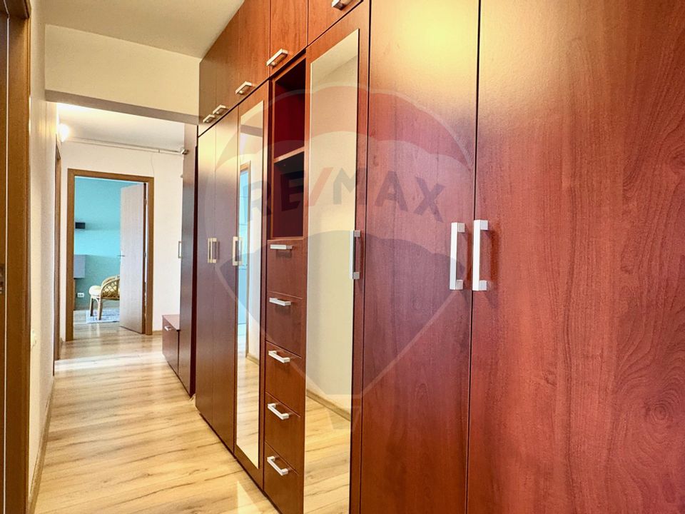 Apartament 3 camere,  Calea Bucuresti -zona Mc Donald's