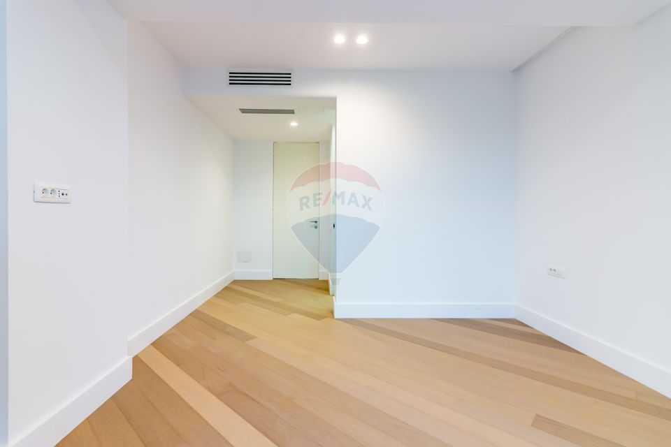 3 room apartment for sale – Cortina 126, Bd. Erou Iancu Nicolae