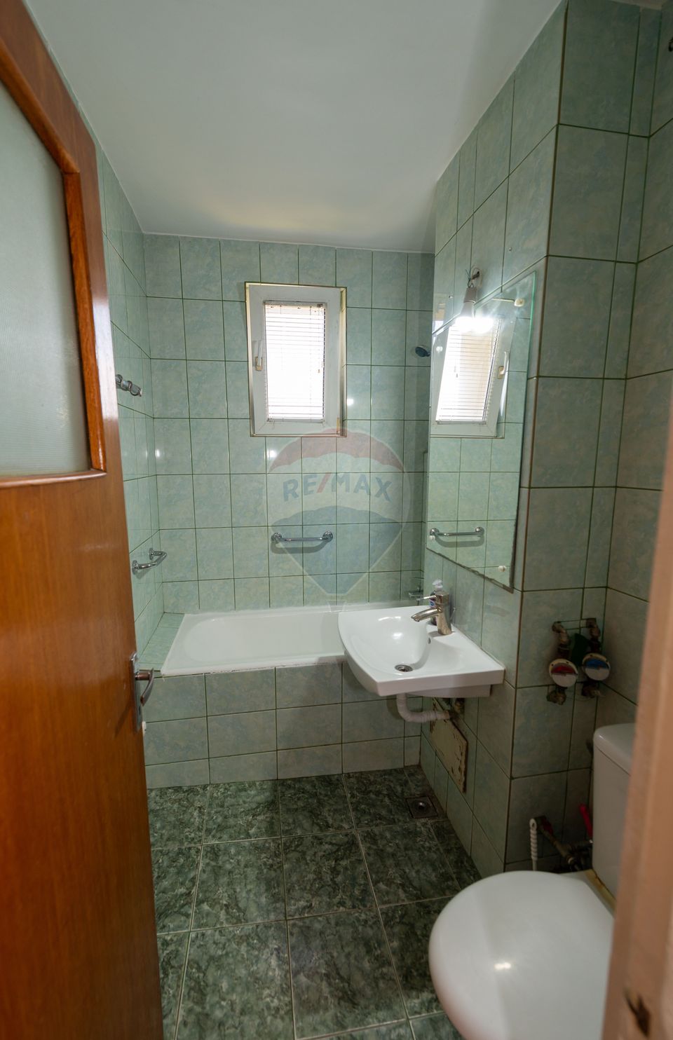 Apartament cu 3 camere de inchiriat, 9 min.  de metrou Titan, Parc IOR