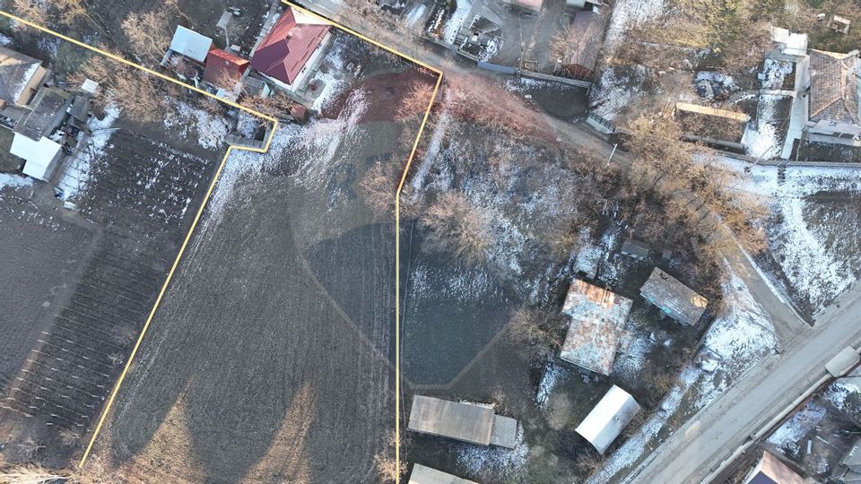 Casă cu teren de vanzare in Rugionasa iasi