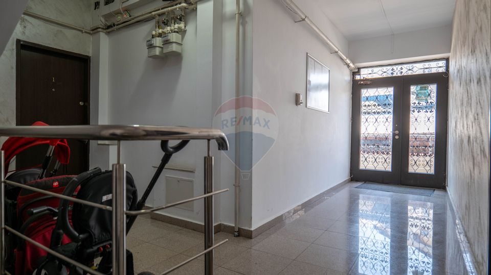 Vanzare apartament 3 camere decomandat, Bucurestii Noi