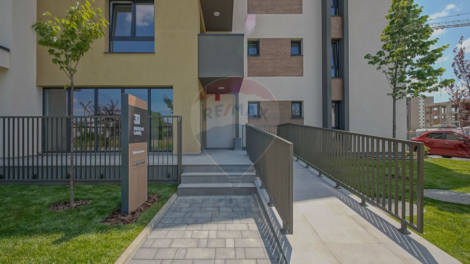 Spațiu comercial premium de inchiriat în Brașov, Zona Tractorul