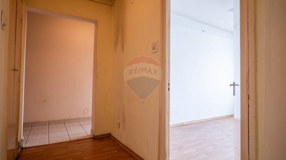 Vanzare apartament 2 camere decomandat, zona Dna Ghica