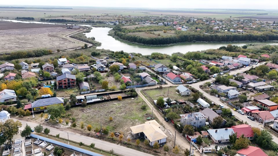 Vand teren intravilan Petrachioaia la pret excelent