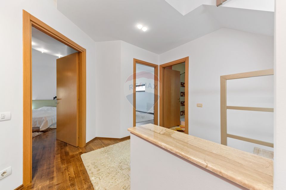 CASĂ / VILĂ PREMIUM DE VÂNZARE ÎN OTOPENI