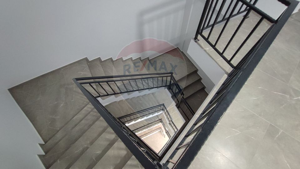 3 room Apartment for sale, Lipoveni area
