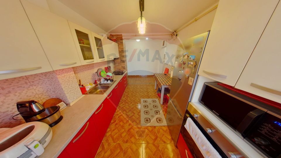 Apartament cu 2 camere de vânzare, Bld. Independenței