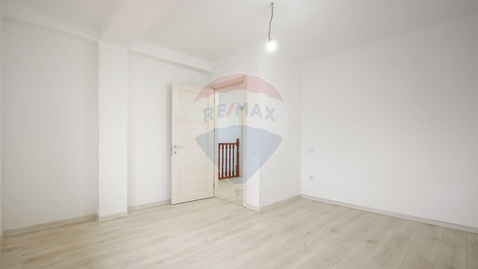 Comision 0 | Casă înșiruită de vânzare în Sânpetru