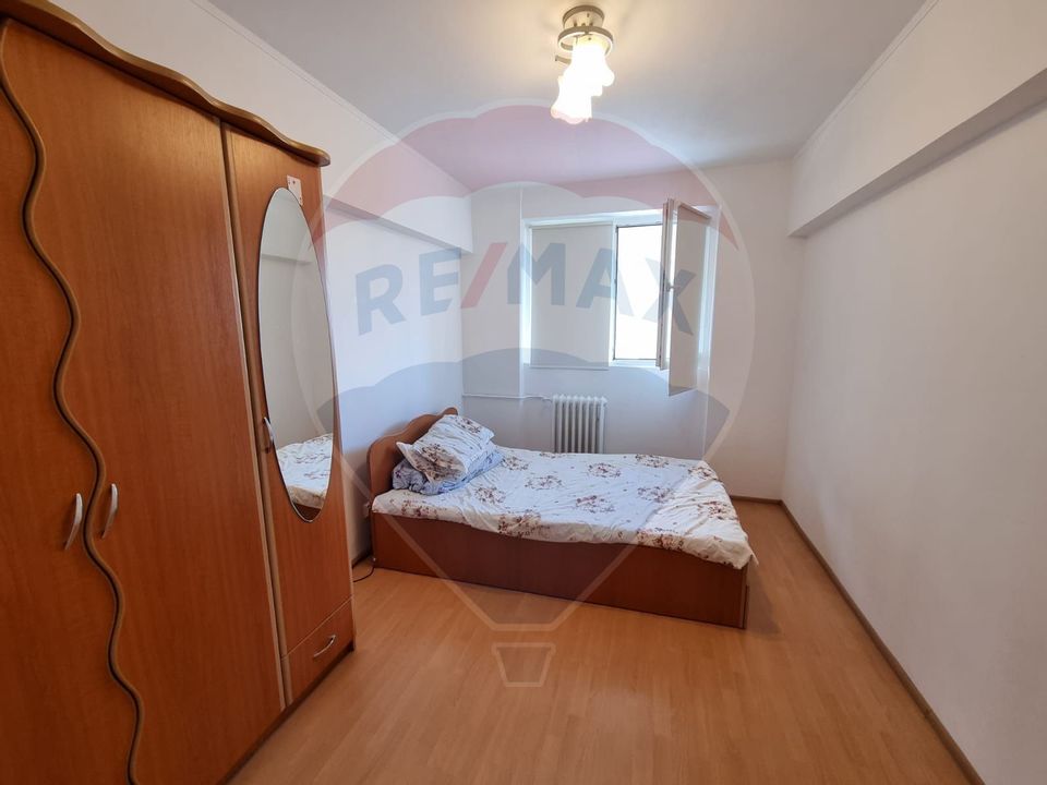 Apartament cu 3 camere de vânzare în zona Pantelimon