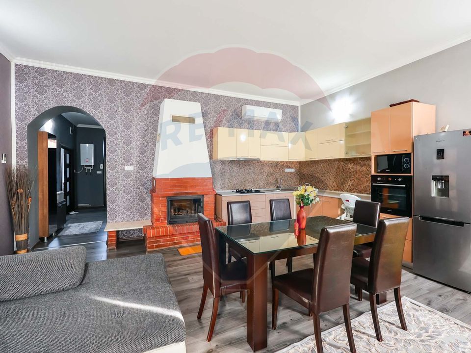 De vânzare apartament cu 3 camere, 100 mp util, Ultracentral