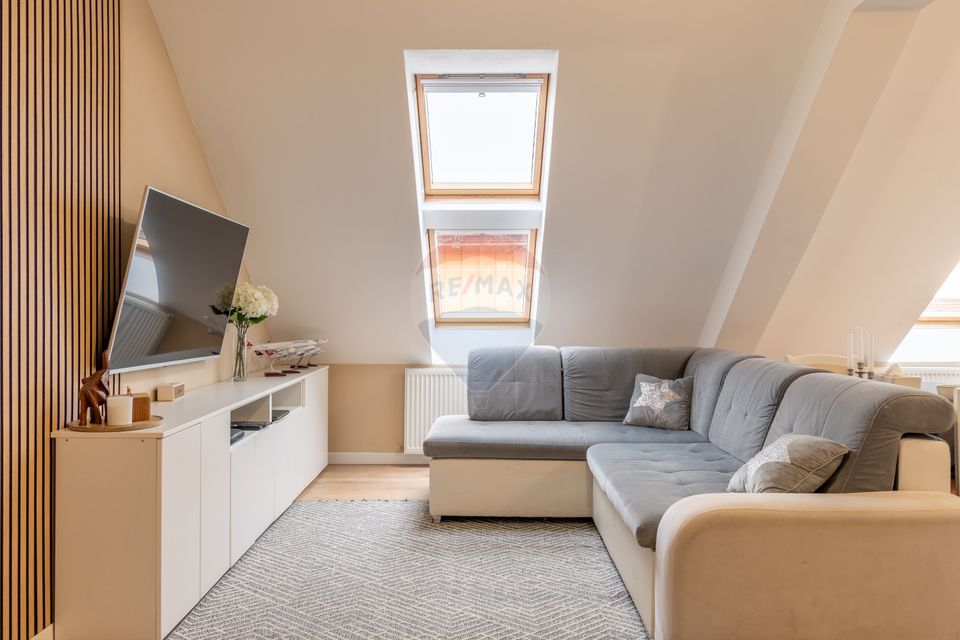 Apartament 3 camere de vanzare Bună Ziua str. Costache Negri Parcare