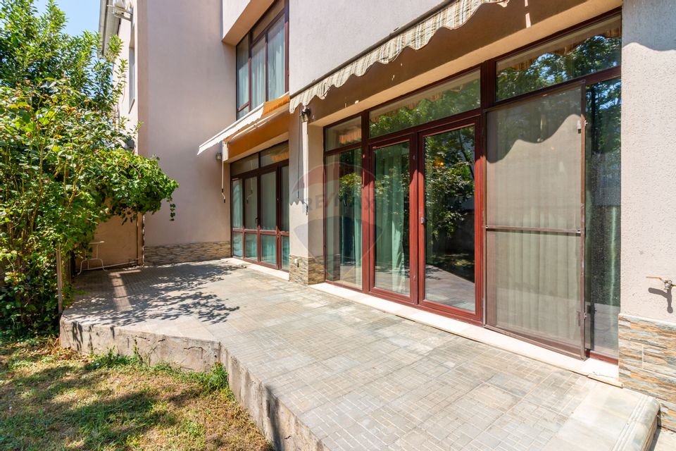 Casă / Vilă în Pipera de inchiriat, Iancu Nicolae, 5 x parcare