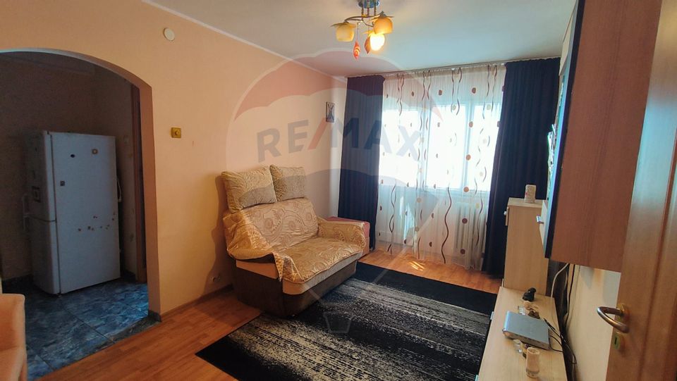 Apartament cu 2 camere de vânzare în zona Micro 39