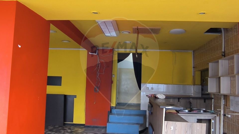 125sq.m Commercial Space for rent, Manastur area