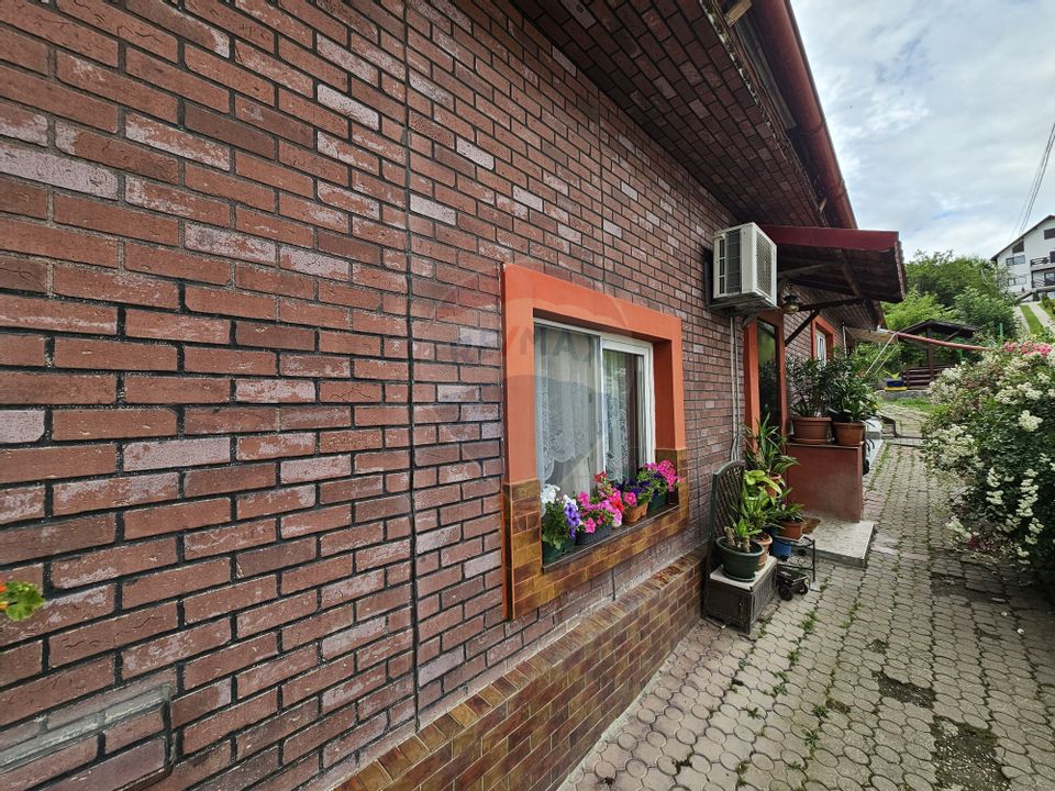 4 room House / Villa for sale