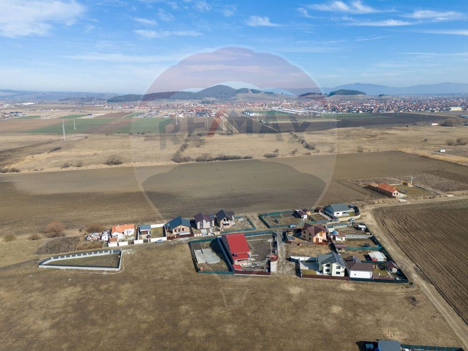 Teren 6400 mp, Sanpetru/ Brasov