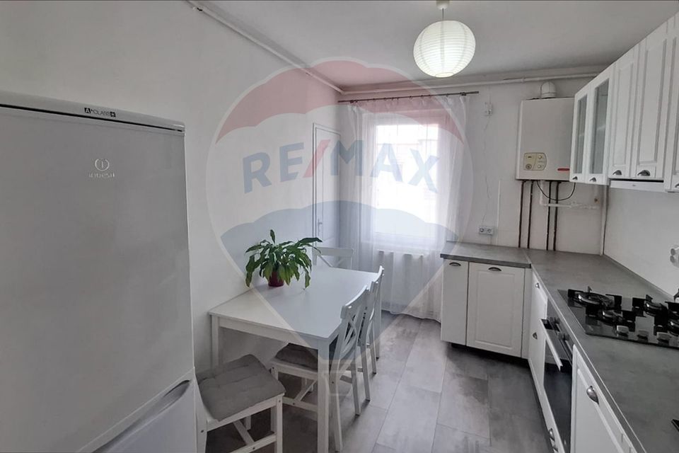 Apartament cu 2 camere de închiriat – zona 7 Noiembrie