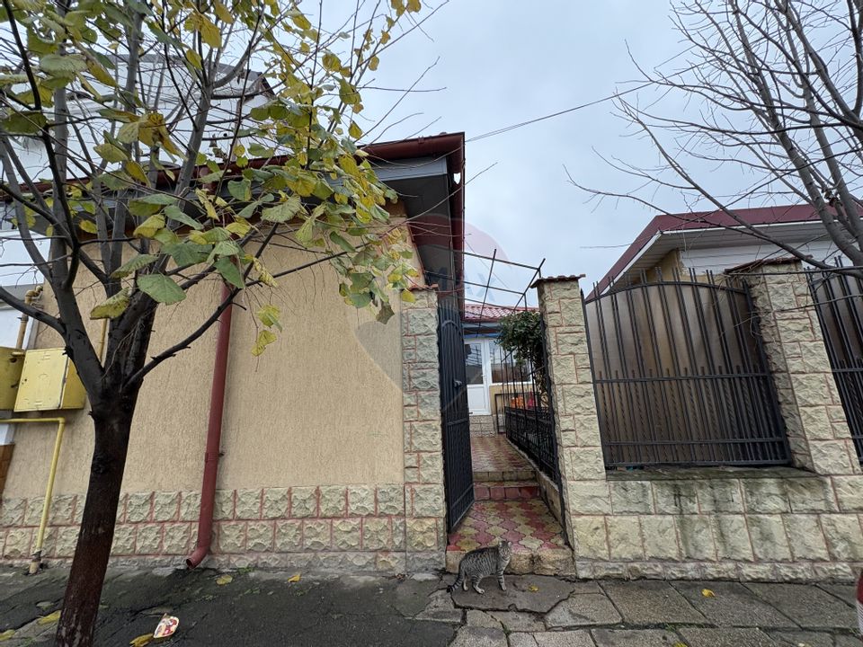 Casă de inchiriat cu 5 camere în zona Tomis I Constanta