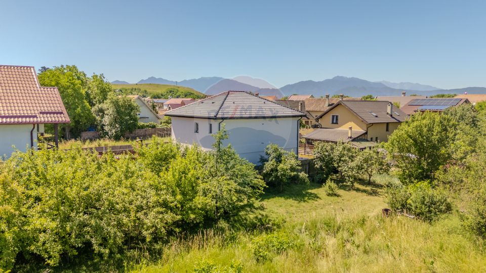 Locație premium în Sânpetru, casă nouă – Comision 0%