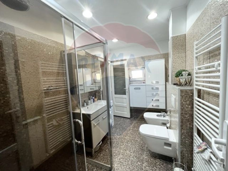 Casă  str. Progresului , Sebes, destinatie : uni/multifamiliala