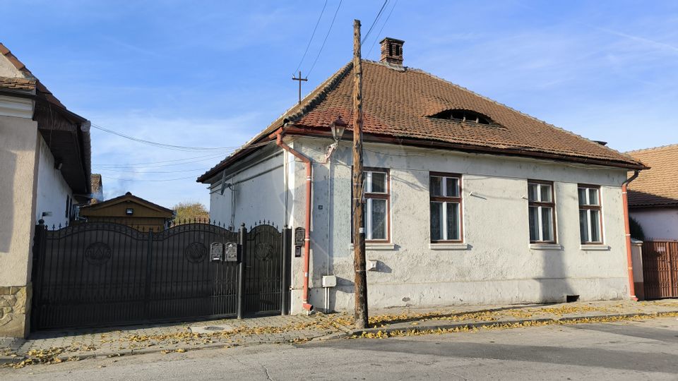 Apartament la casă în zona centrală – Str. M. Viteazu (fosta Teches)