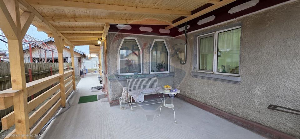 Casa renovata complet 3 camere de vanzare Crevedia 277mp teren