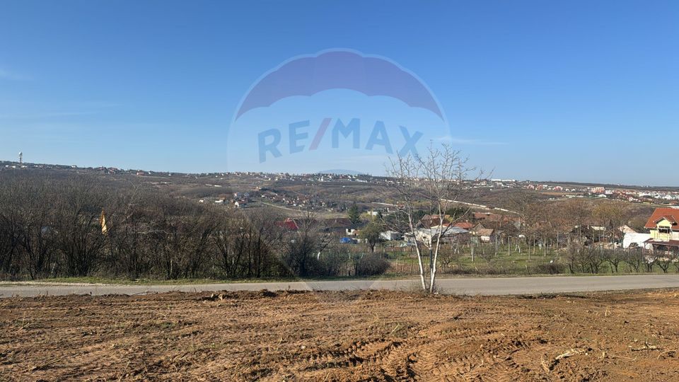 Land 1,107sqm Paleu / Strada Princilala