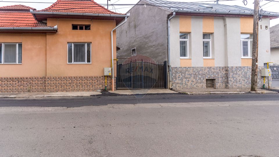 3 room House / Villa for sale, Central area