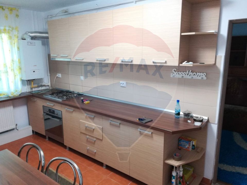 Apartament cu 3 camere de inchiriat in Manastur