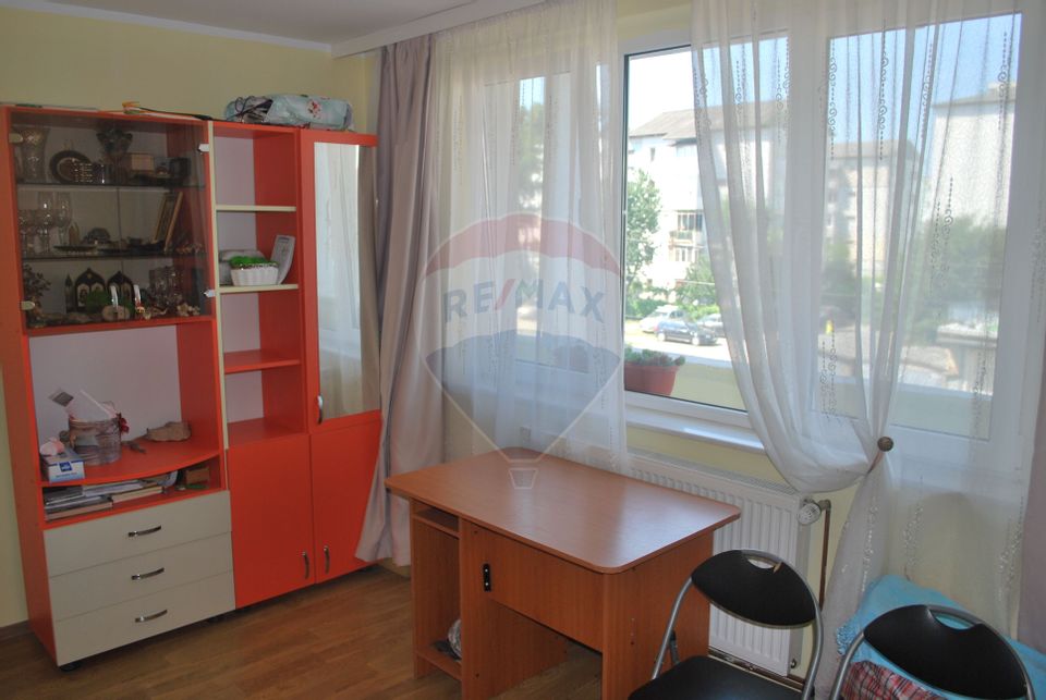 Apartament cu 2 camere de închiriat în zona Cornisa