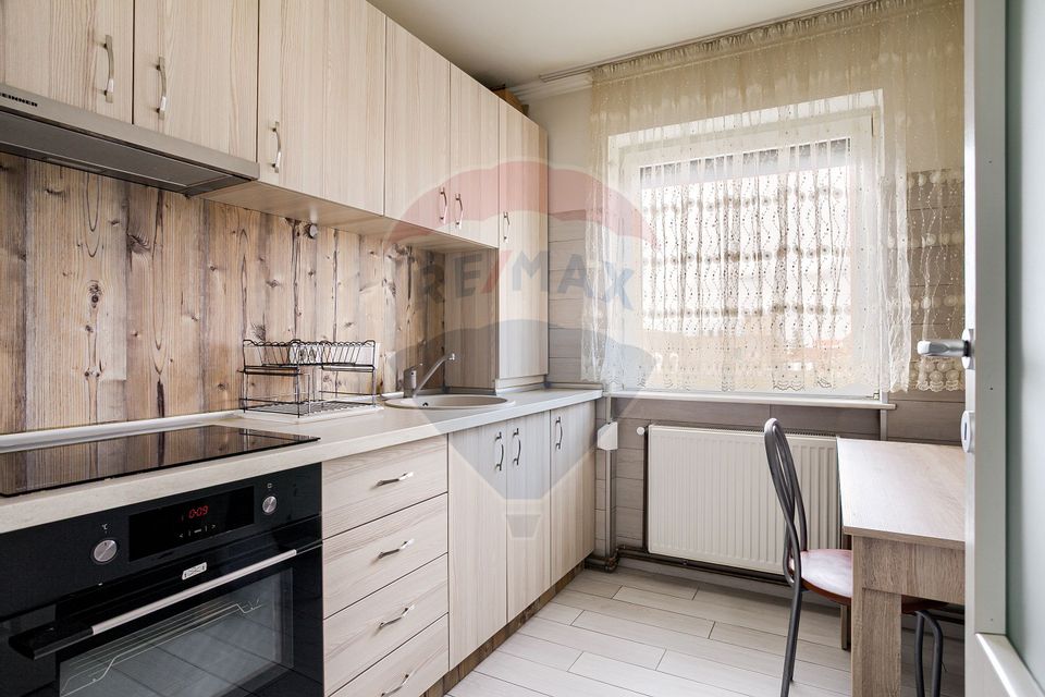 Apartament cu 2 camere de închiriat în zona Ultracentral